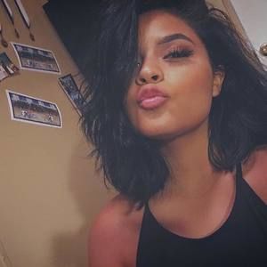 Meet your Posher, Bea